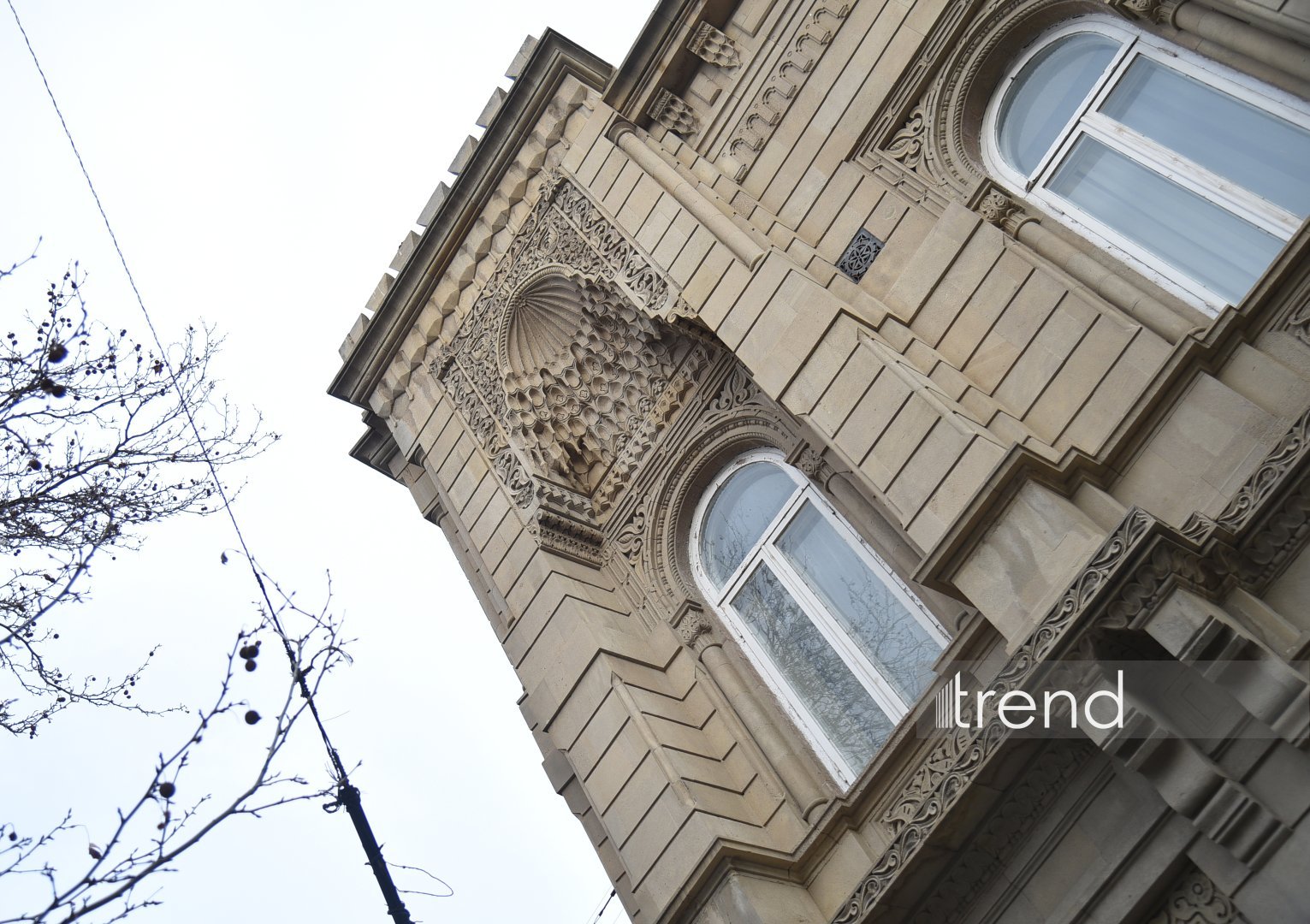 Bakının gizli incisi - "un kralı" Ağabala Quliyevin dəbdəbəli malikanəsi (FOTOREPORTAJ)