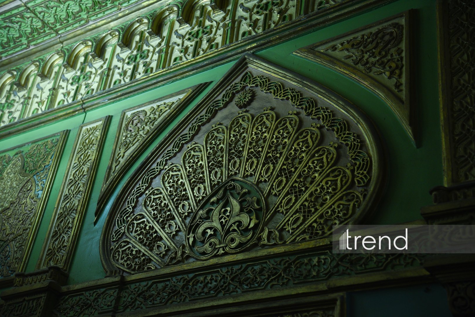 Bakının gizli incisi - "un kralı" Ağabala Quliyevin dəbdəbəli malikanəsi (FOTOREPORTAJ)