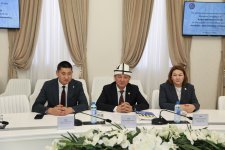 UNEC və Qırğız Milli Universiteti arasında magistratura pilləsi üzrə ikili diplom proqramına dair müqavilə imzalanıb (FOTO)