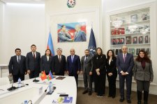 UNEC və Qırğız Milli Universiteti arasında magistratura pilləsi üzrə ikili diplom proqramına dair müqavilə imzalanıb (FOTO)