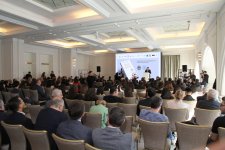 “Vəkillik fəaliyyəti” adlı dərsliyin təqdimat mərasimi keçirildi (FOTO)