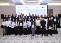 “Vəkillik fəaliyyəti” adlı dərsliyin təqdimat mərasimi keçirildi (FOTO)