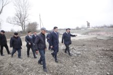 Elnur Rzayev yenidən qurulan körpü keçidində işlərin gedişi ilə maraqlanıb (FOTO)