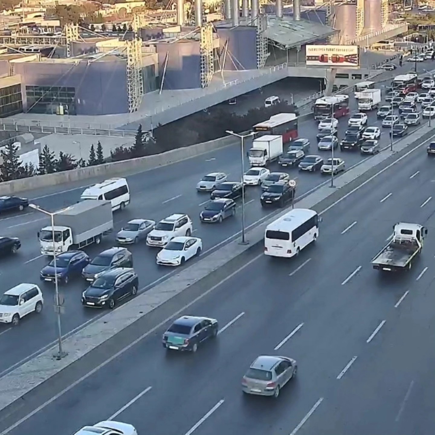 DİQQƏT: Bu yollarda tıxac var - SİYAHI (FOTO)