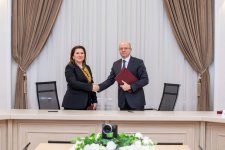 Azərbaycanda daha iki günəş elektrik stansiyası layihəsi üzrə müqavilələr imzalanıb (FOTO)