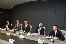 Azərbaycan ABŞ şirkəti ilə iqtisadi əməkdaşlığı müzakirə etdi (FOTO) (YENİLƏNİB)