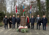 Xocalı soyqırımı qurbanları Haaqada anılıb (FOTO)