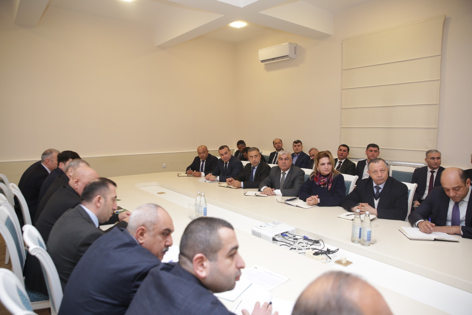 Xaçmaz RİH-də əkin mövsümünə hazırlıq üzrə tədbirlər planı müzakirə edilib (FOTO)
