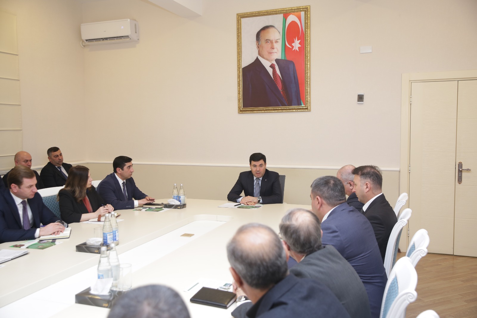 Xaçmaz RİH-də əkin mövsümünə hazırlıq üzrə tədbirlər planı müzakirə edilib (FOTO)