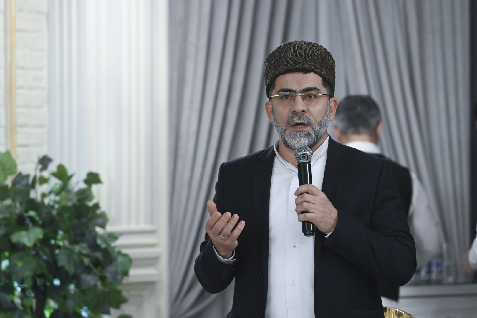 Ceyhun Bayramov Qəzzadakı sülhün vacibliyini vurğuladı (FOTO)