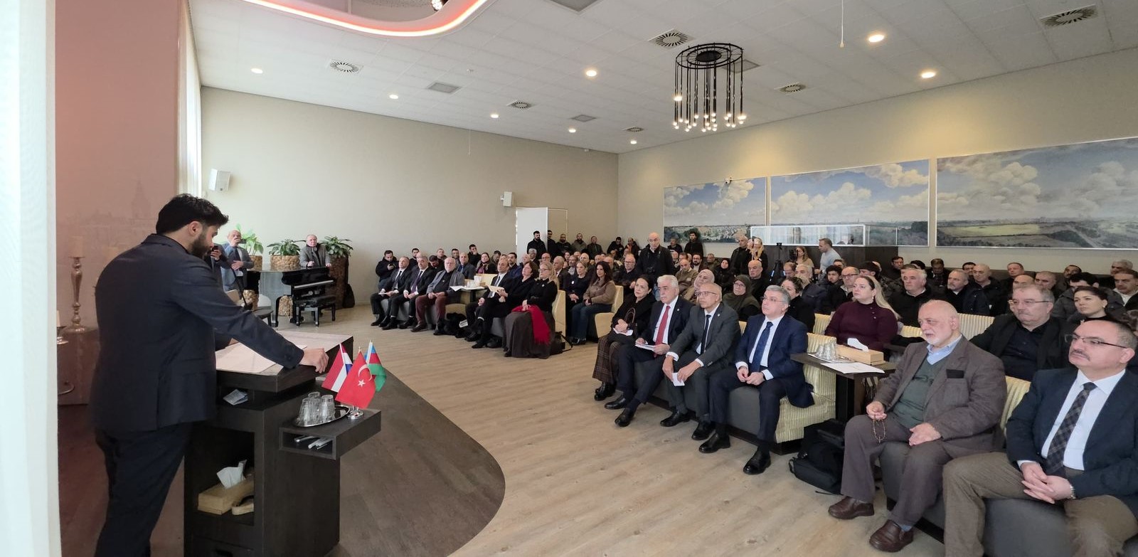 Xocalı soyqırımı qurbanları Haaqada anılıb (FOTO)