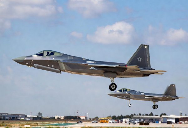 İranla gərginlik fonunda ABŞ Yaxın Şərqə “F-22” qırıcılarını göndərir - KİV