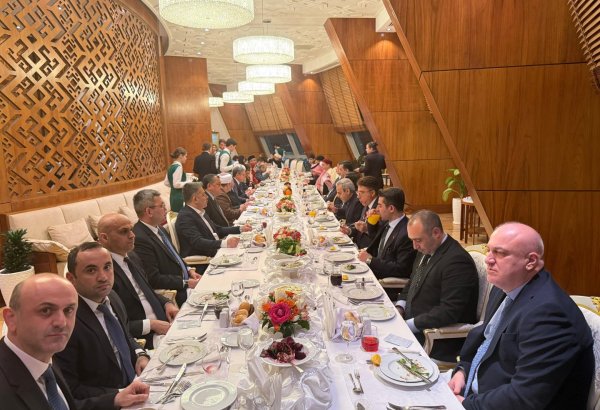 Azərbaycanın Türkmənistandakı Səfirliyi iftar mərasimi keçirib (FOTO)