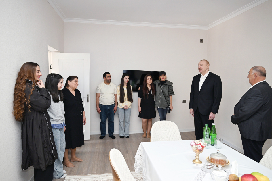 Prezident İlham Əliyev və Birinci xanım Mehriban Əliyeva Xocavənd kəndində görülmüş işlərlə tanış olublar (FOTO/VİDEO) (YENİLƏNİB)