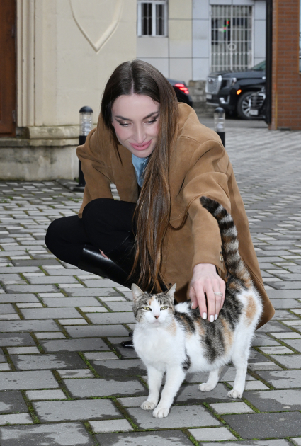 Leyla Əliyeva və Alena Əliyeva Cümə məscidini ziyarət ediblər (FOTO)