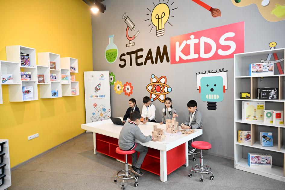 Leyla Əliyeva və Alena Əliyeva Quba şəhərində internat tipli ümumtəhsil məktəbini və STEAM mərkəzini ziyarət ediblər (FOTO)