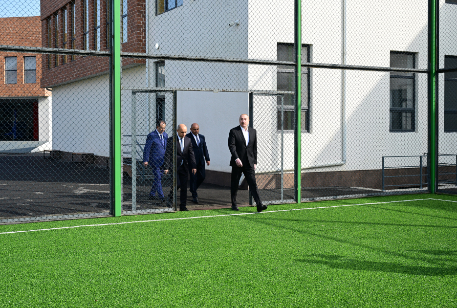 Prezident İlham Əliyev Lənkəran Dövlət Peşə Təhsil Mərkəzinin açılışında iştirak edib (FOTO)