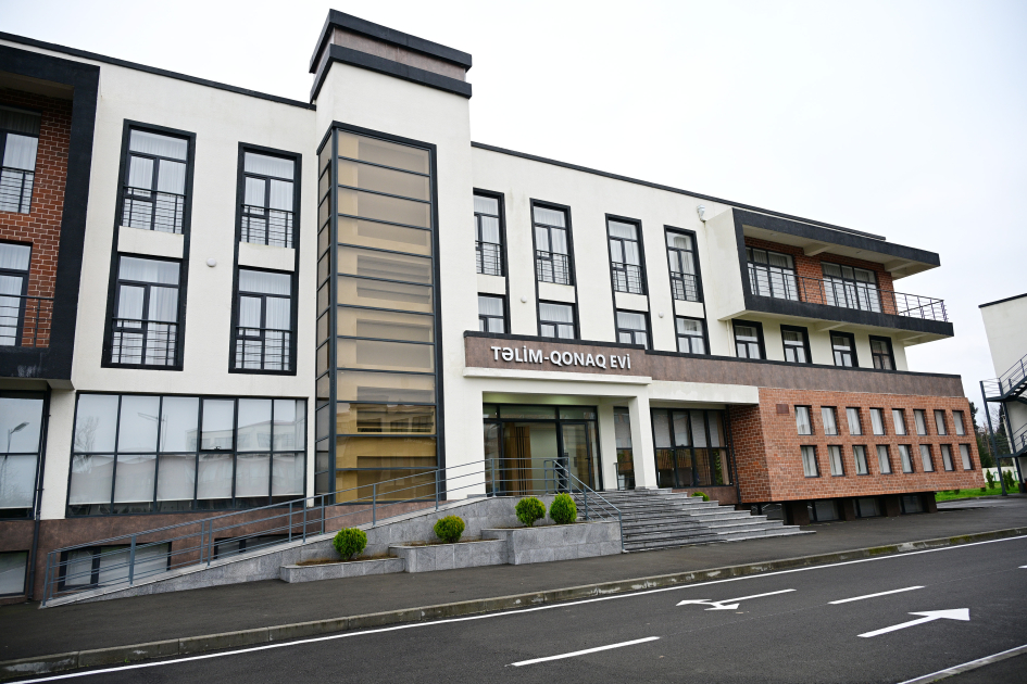 Prezident İlham Əliyev Lənkəran Dövlət Peşə Təhsil Mərkəzinin açılışında iştirak edib (FOTO)