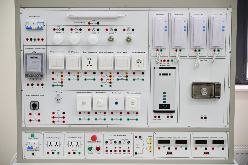 Prezident İlham Əliyev Lənkəran Dövlət Peşə Təhsil Mərkəzinin açılışında iştirak edib (FOTO)