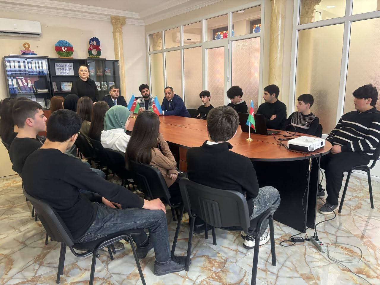 Xaçmaz rayonunda Xocalı soyqırımının 34-cü ildönümü ilə əlaqədar silsilə tədbirlər keçirilib (FOTO)