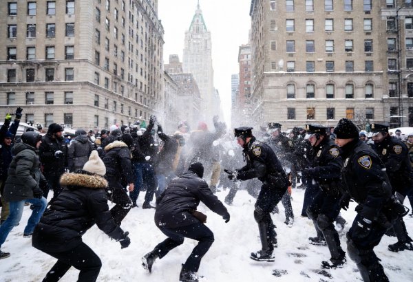 Nyu-Yorkda qartopu döyüşləri qadağan olunmayacaq – Məmdani