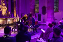 Haaqa şəhərinin baş kilsəsində Xocalı soqyırımı qurbanları yad edilib (FOTO)