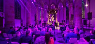 Haaqa şəhərinin baş kilsəsində Xocalı soqyırımı qurbanları yad edilib (FOTO)