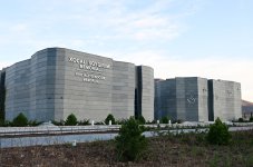 Prezident İlham Əliyev və Birinci xanım Mehriban Əliyeva Xocalı Soyqırımı Memorialının açılışında iştirak ediblər (FOTO/VİDEO) (YENİLƏNİB 4)