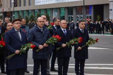 Səhiyyə Nazirliyinin rəhbərliyi Xocalı soyqırımı qurbanlarının xatirəsini ehtiramla yad edib (FOTO)