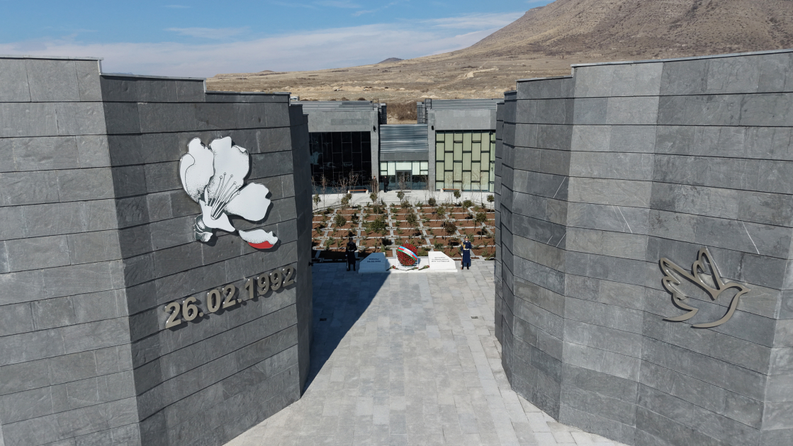 Prezident İlham Əliyev və Birinci xanım Mehriban Əliyeva Xocalı Soyqırımı Memorialının açılışında iştirak ediblər (FOTO/VİDEO) (YENİLƏNİB 4)