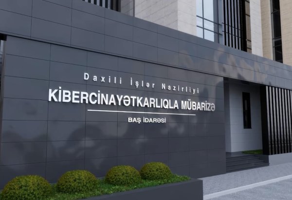 Tələbələrin təhqiramiz fotolarını yaydığı üçün saxlanan şəxs barəsində cinayət işi başlanıldı