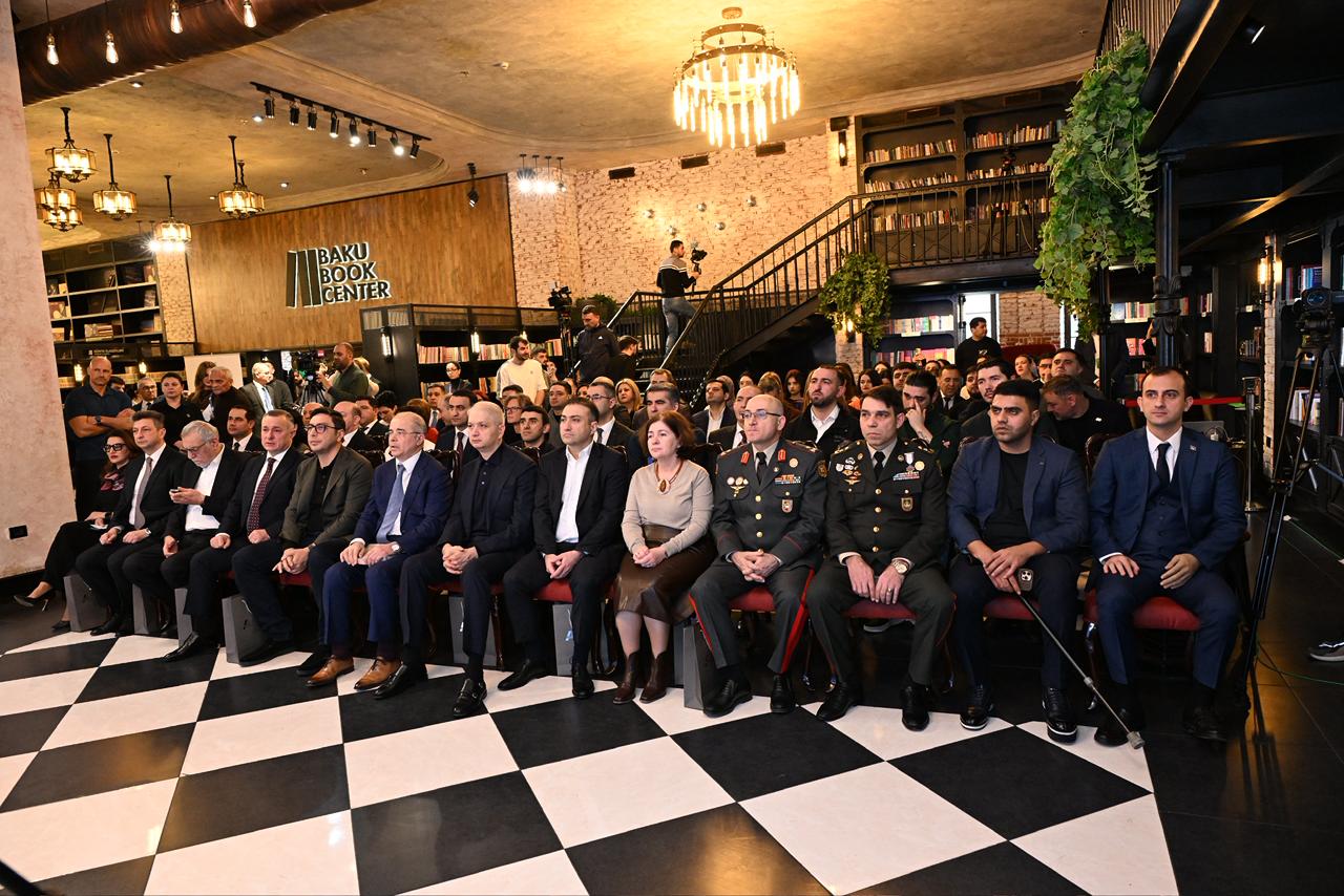 “Təməldən təfərrüata” kitabının təqdimat mərasimi keçirilib (FOTO)