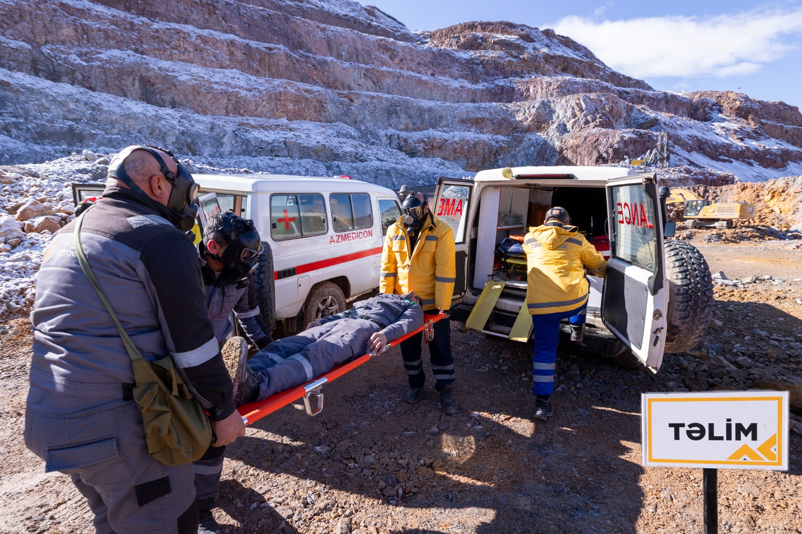 “AzerGold” QSC Daşkəsəndə Ümumdünya Mülki Müdafiə Gününə həsr olunmuş tədbir keçirib (FOTO)