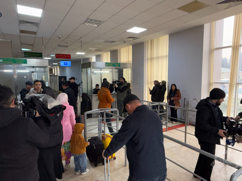 İrandan Azərbaycana 312 nəfər təxliyə edilib (FOTO) (YENİLƏNİB)