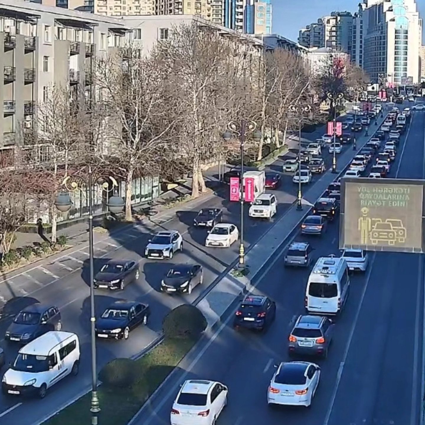 DİQQƏT: Bu yollarda tıxac var - SİYAHI (FOTO)