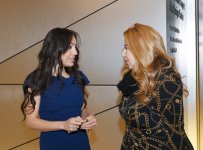 Leyla Əliyeva “Yaşıl enerji layihələri” sessiyasında çıxış edib (FOTO)