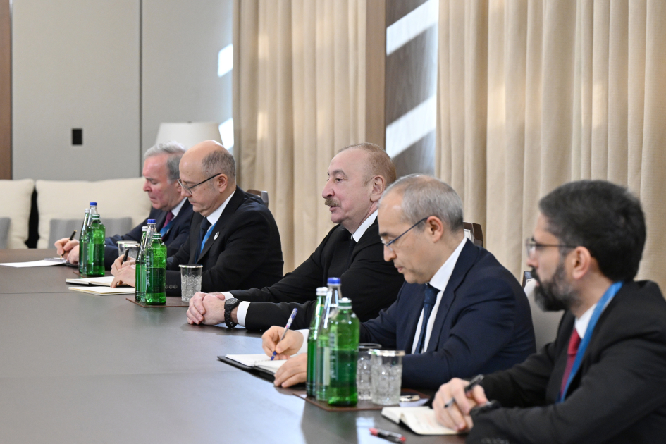 Prezident İlham Əliyev Avropa Komissiyasının enerji və mənzil siyasəti üzrə komissarını qəbul edib (FOTO/VİDEO)