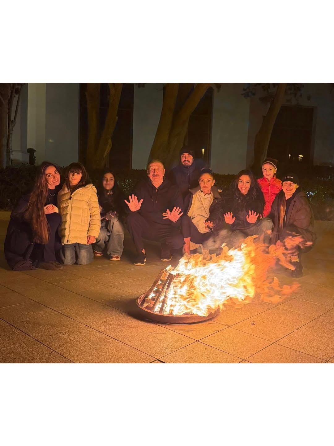 Birinci vitse-prezident Mehriban Əliyeva Od çərşənbəsi ilə bağlı paylaşım edib (FOTO)