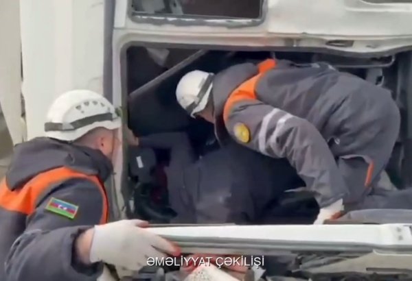 Bakı-Quba magistralında yük avtomobilləri toqquşub (VİDEO)