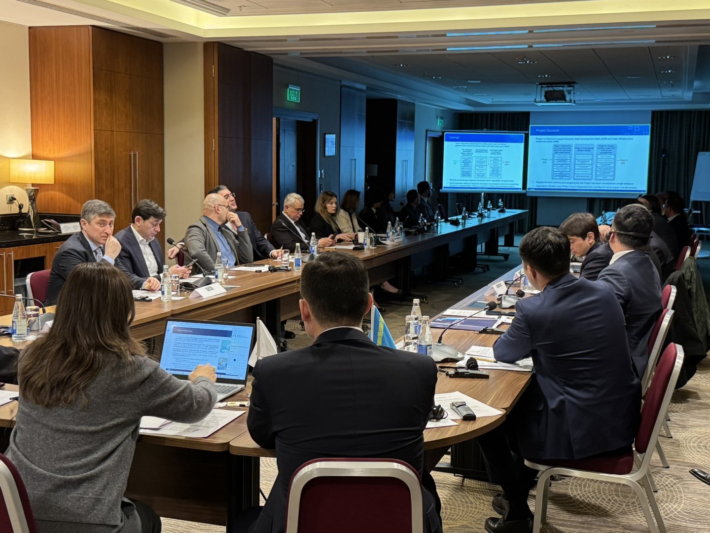 AİB "Xəzər Yaşıl Enerji Dəhlizi" layihəsinin texniki-iqtisadi əsaslandırılmasını işə salıb (FOTO)