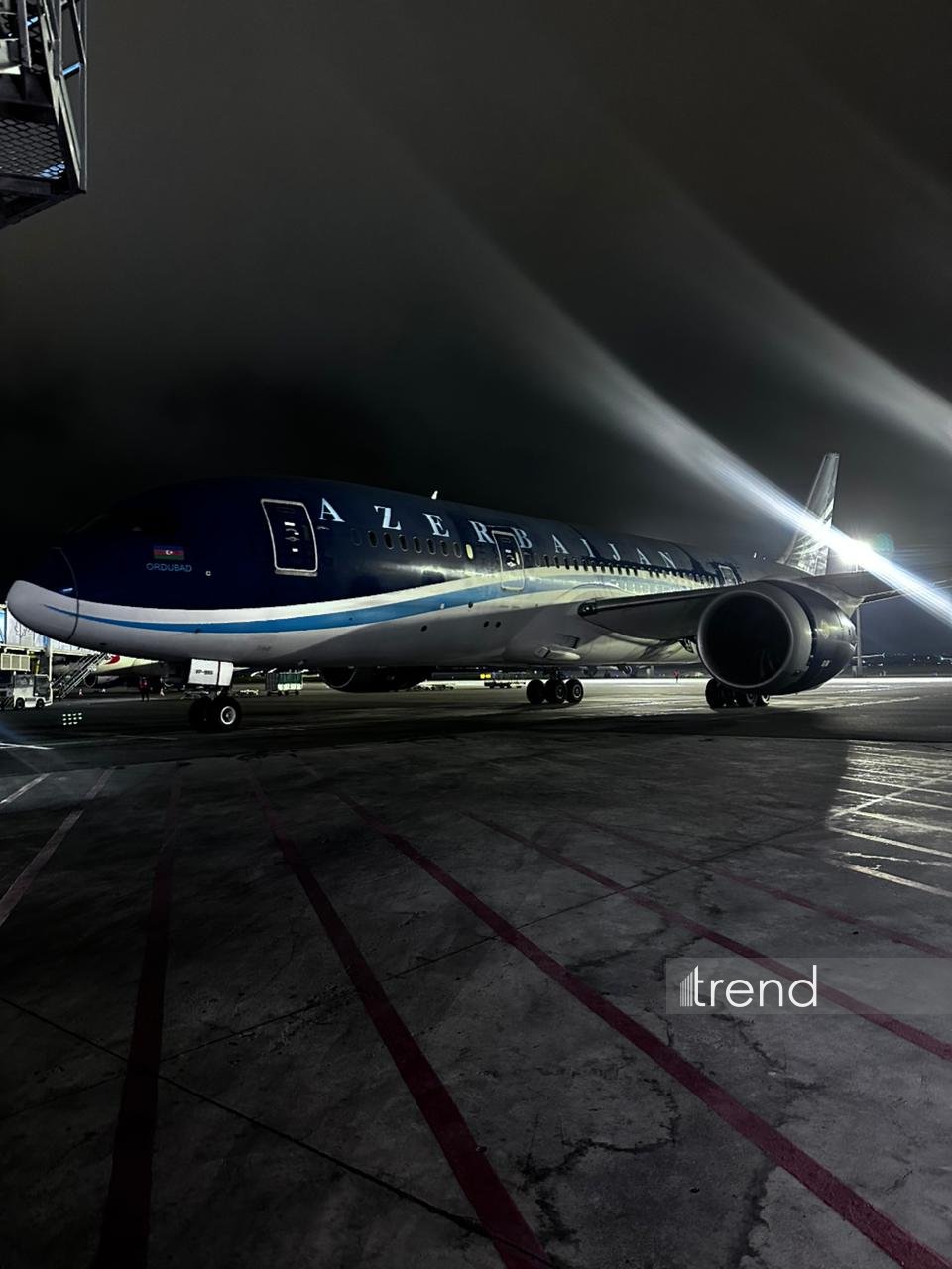 Yaxın Şərqdə qalan Azərbaycan vətəndaşlarının Ciddə şəhərindən təxliyəsi həyata keçirilib (FOTO/VİDEO)