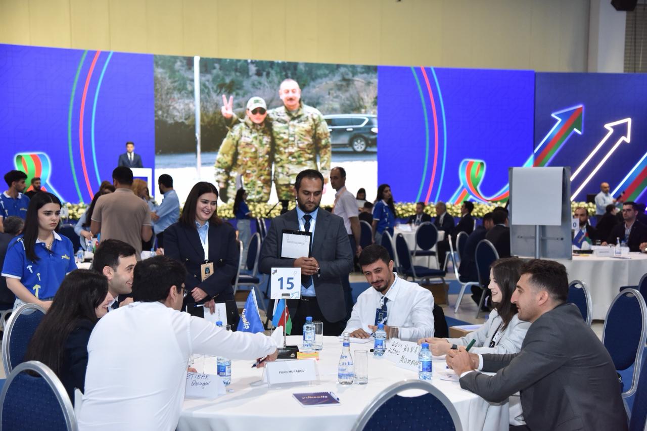 Milli kadr siyasətində yeni mərhələ: “Yüksəliş” modeli (FOTO)