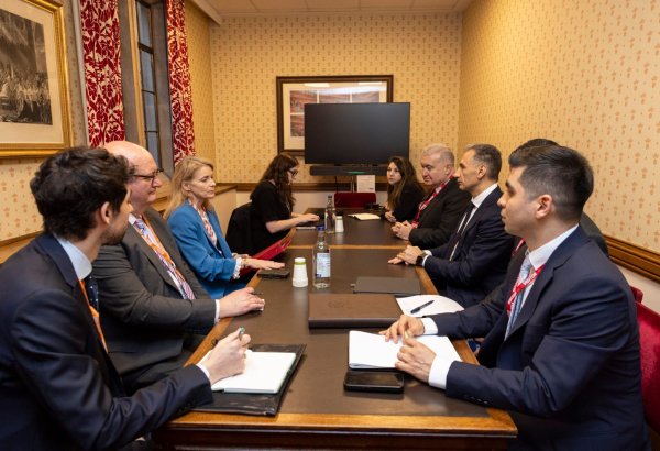 Azərbaycanla Böyük Britaniya rəqəmsal transformasiya sahəsində əməkdaşlığın genişləndirilməsini müzakirə ediblər