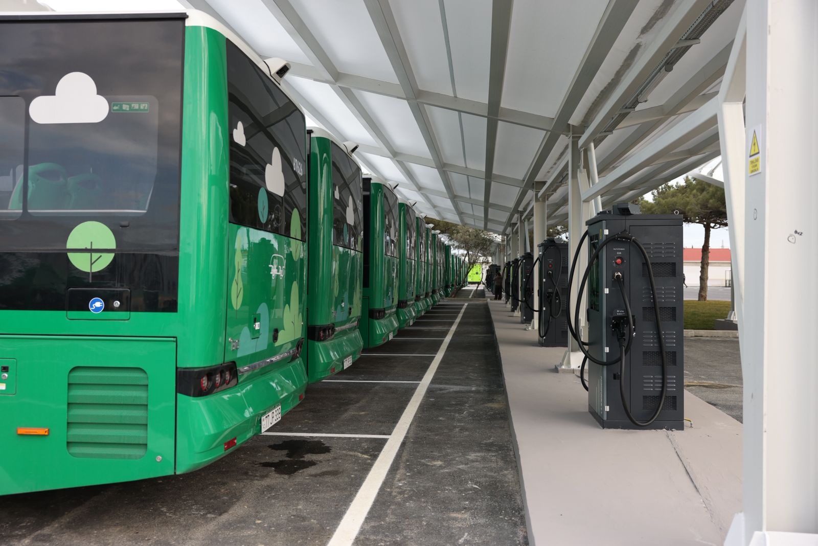 Xəzər rayonunda “Albalılıq elektrik avtobus deposu” istifadəyə verilib (FOTO)