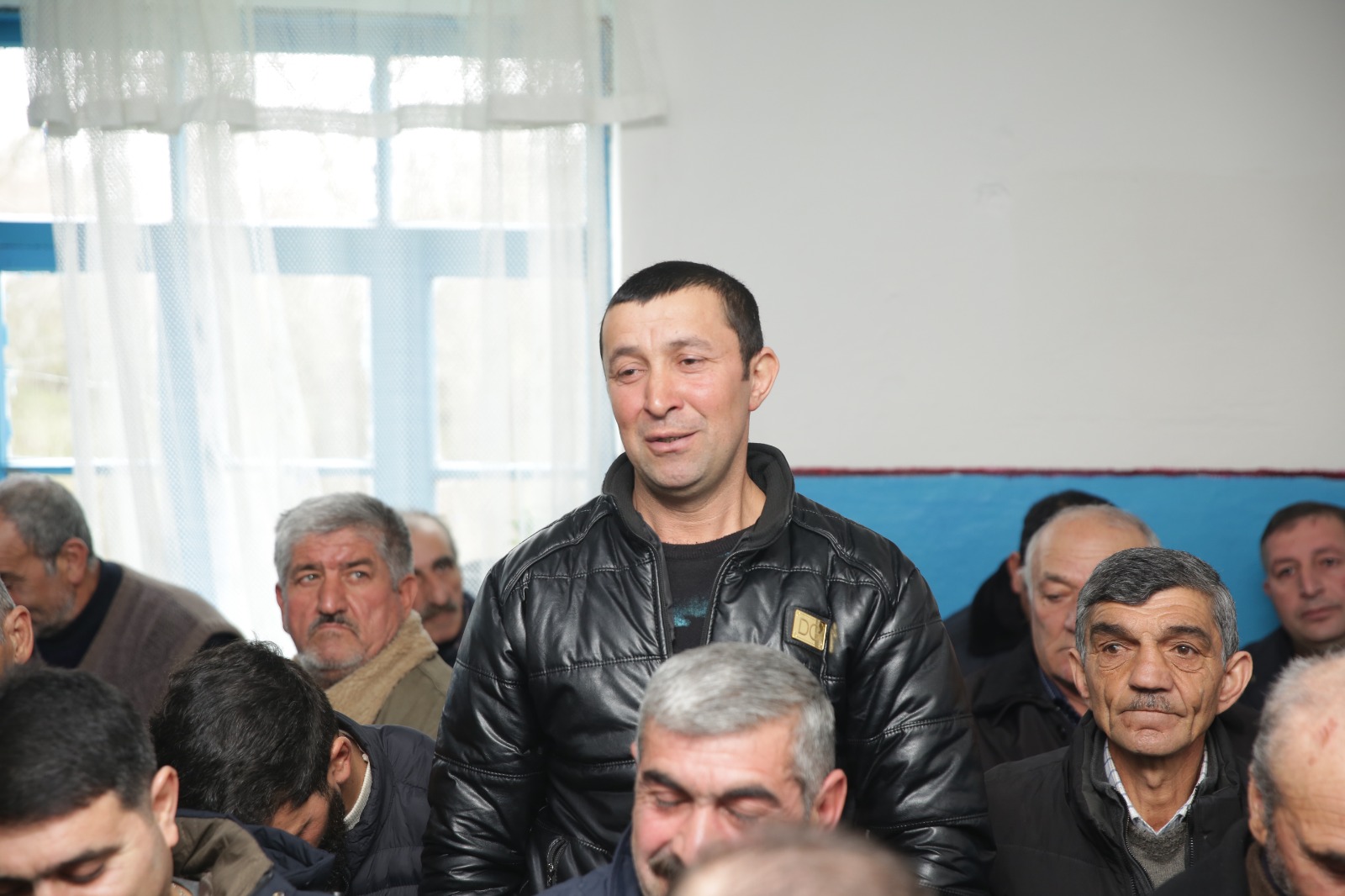 Xaçmazın Niyazoba kəndində sakinlərin müraciət və təklifləri dinlənilib (FOTO)