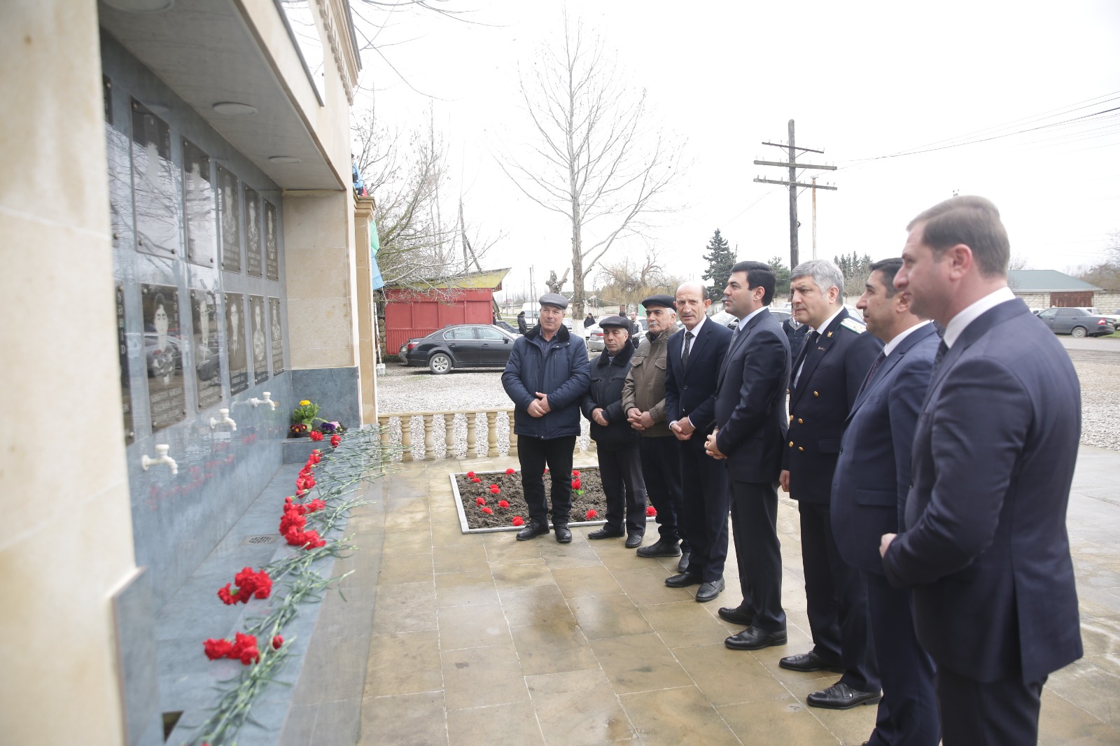 Xaçmazın Niyazoba kəndində sakinlərin müraciət və təklifləri dinlənilib (FOTO)