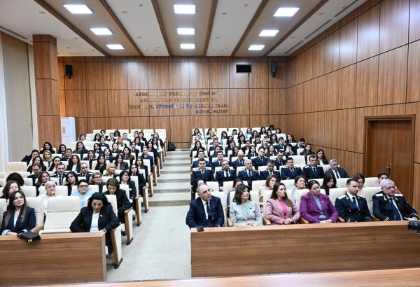 Baş Prokurorluqda 8 Mart – Beynəlxalq Qadınlar Günü ilə bağlı tədbir keçirilib (FOTO)
