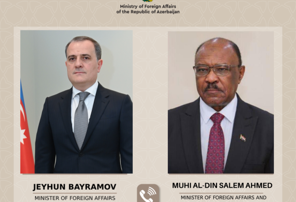 Ceyhun Bayramov sudanlı həmkarını İranın Naxçıvana dron hücumu barədə məlumatlandırıb