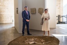 “Çovdar nekropolu” kitabı ictimaiyyətə təqdim edilib (FOTO/VİDEO)