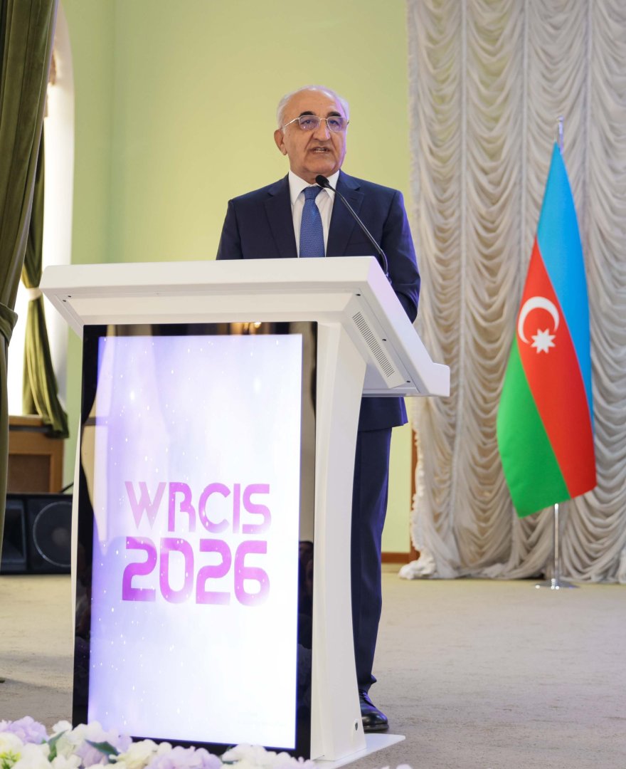 UNEC-də qadınların dayanıqlı inkişafda roluna həsr olunmuş I Beynəlxalq simpozium keçirilib (FOTO)